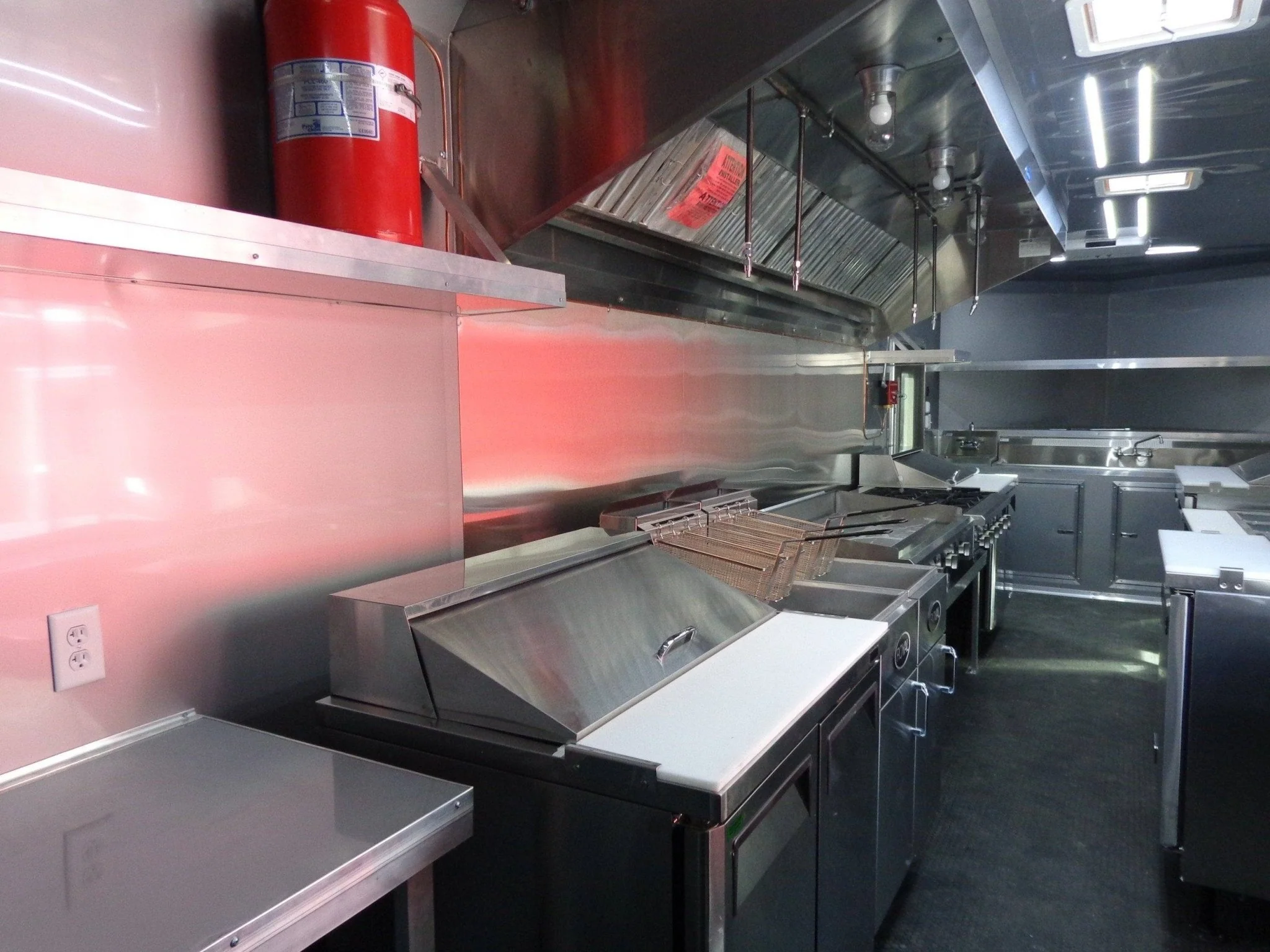 830-8.5-x-27-white-concession-food-trailer-with-appliances-9.webp 8.5' x 27' White Concession Food Trailer With Appliances