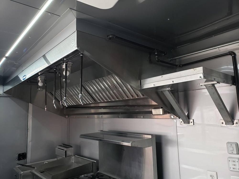 833-8.5-x-28-black-bbq-porch-concession-food-trailer-with-appliances-18.jpg 8.5' x 28' Black BBQ Porch Concession Food Trailer With Appliances