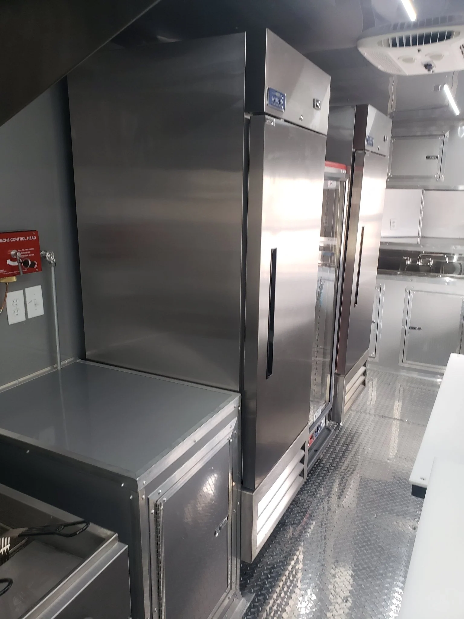 841-8.5-x-28-black-porch-style-bbq-vending-concession-trailer-20.webp 8.5' x 28' Black Porch Style BBQ Vending Concession Trailer