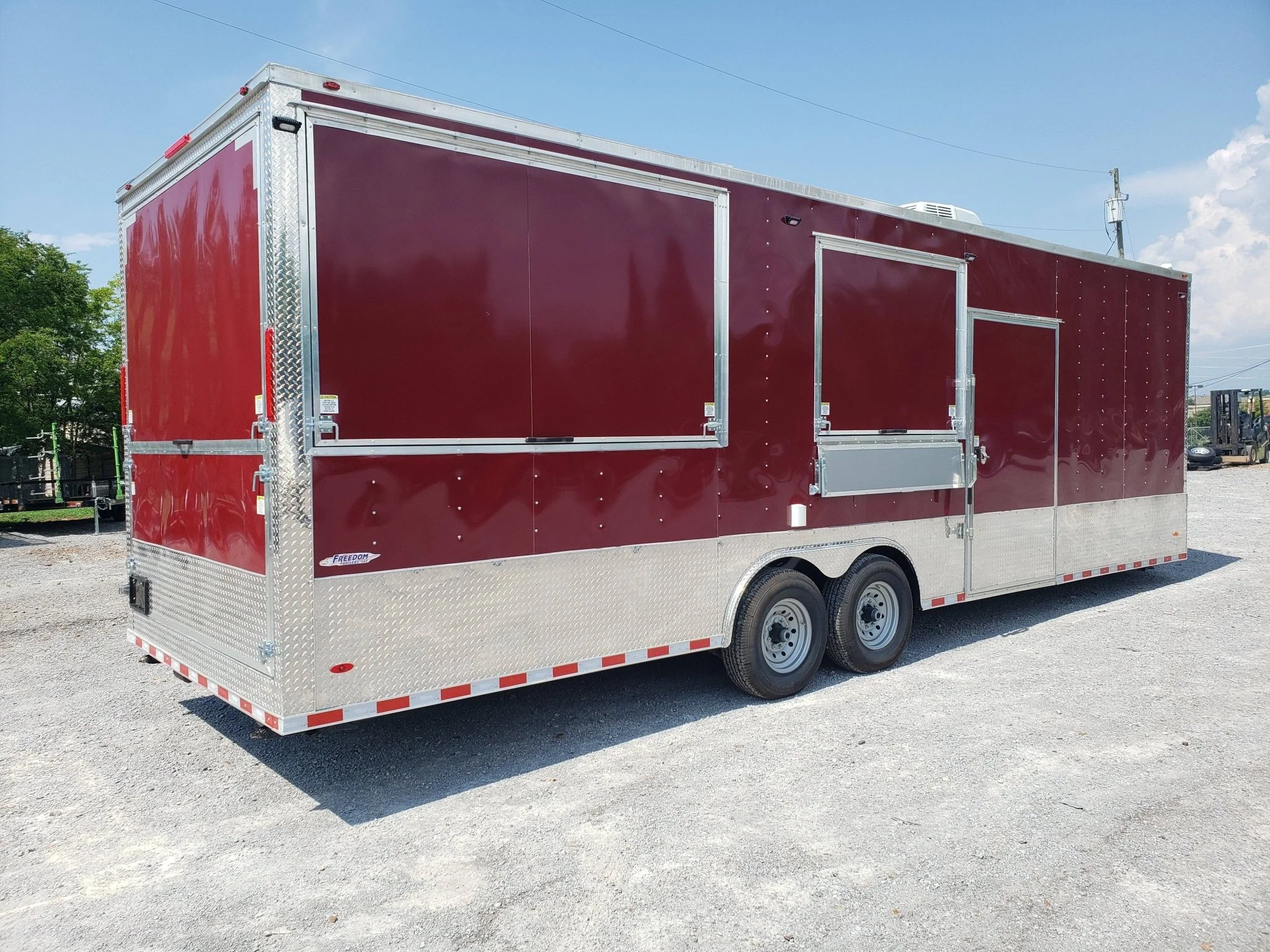 843-8.5-x-28-brandy-wine-bbq-vending-concession-trailer-30.webp 8.5' x 28' Brandy Wine BBQ Vending Concession Trailer