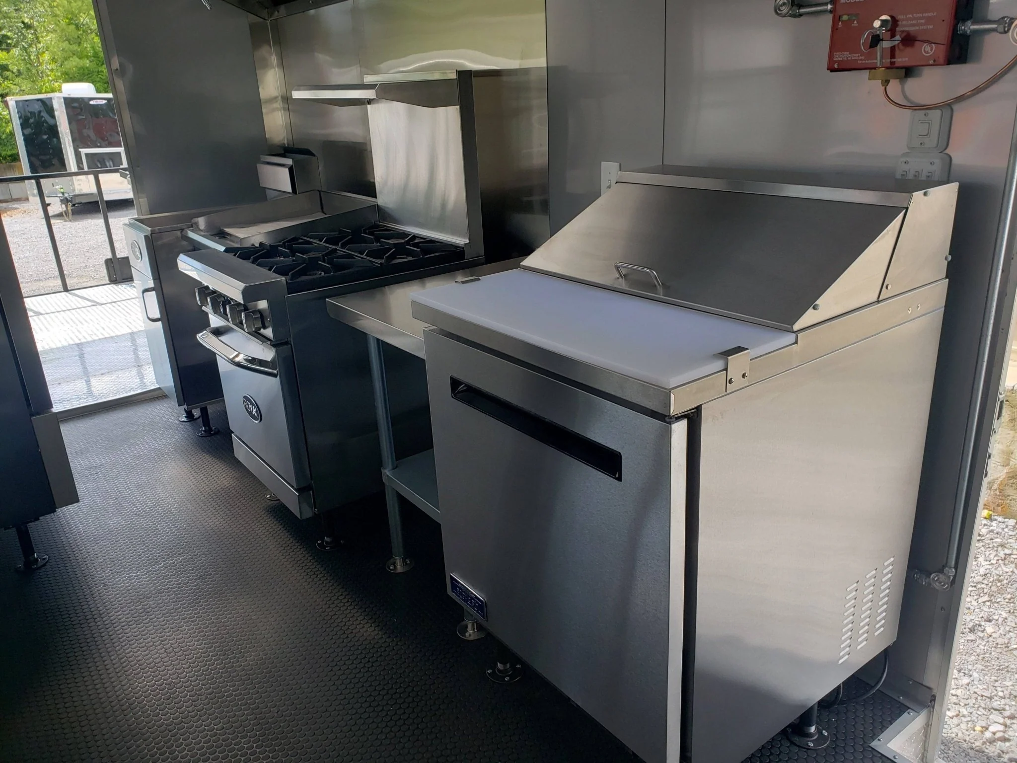 845-8.5-x-28-charcoal-gray-bbq-porch-concession-food-trailer-with-restroom-and-appliances-17.webp 8.5' x 28' Charcoal Gray BBQ Porch Concession Food Trailer with Restroom And Appliances
