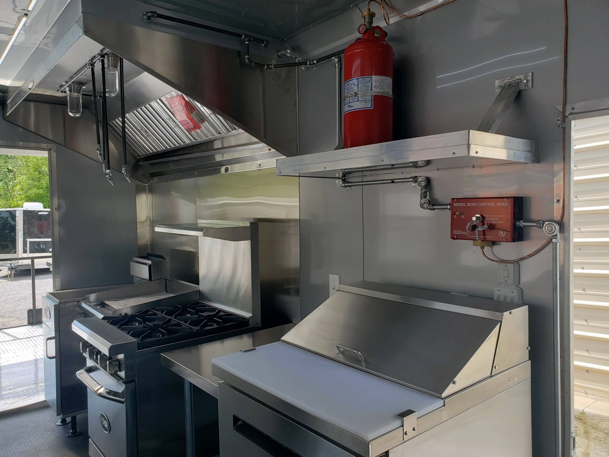 845-8.5-x-28-charcoal-gray-bbq-porch-concession-food-trailer-with-restroom-and-appliances-22.webp 8.5' x 28' Charcoal Gray BBQ Porch Concession Food Trailer with Restroom And Appliances