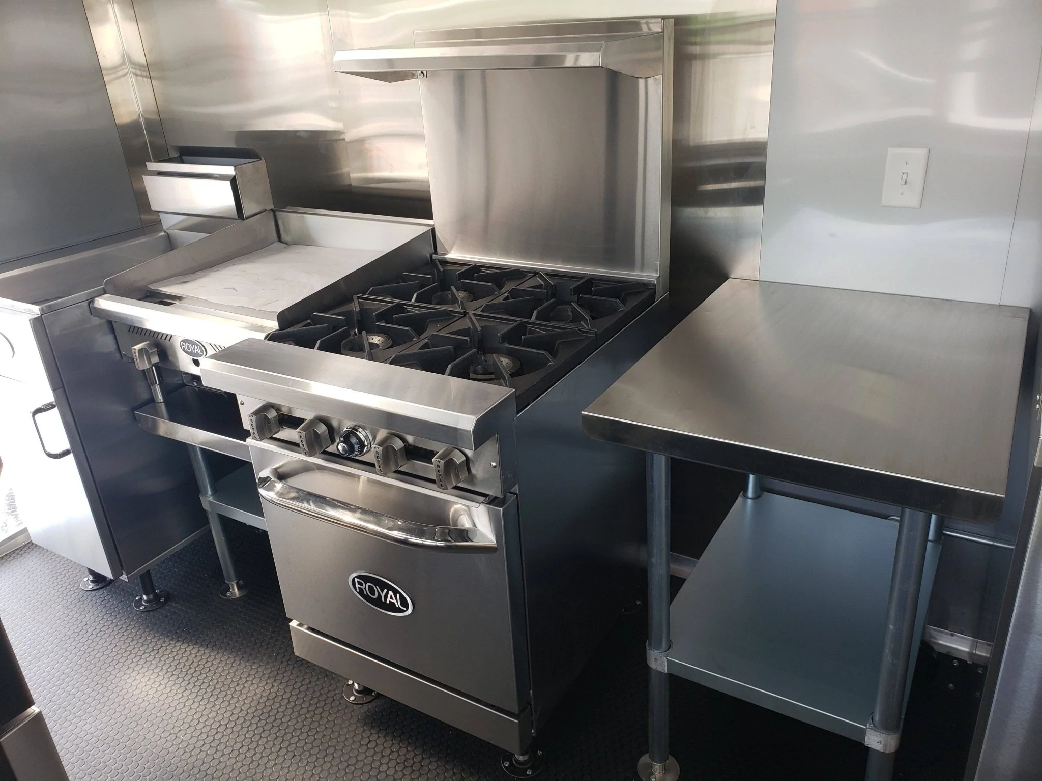 845-8.5-x-28-charcoal-gray-bbq-porch-concession-food-trailer-with-restroom-and-appliances-6.webp 8.5' x 28' Charcoal Gray BBQ Porch Concession Food Trailer with Restroom And Appliances