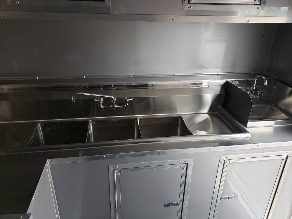 865-8.5-x-28-red-bbq-smoker-food-concession-trailer-34.jpg 8.5' x 28' Red BBQ Smoker Food Concession Trailer