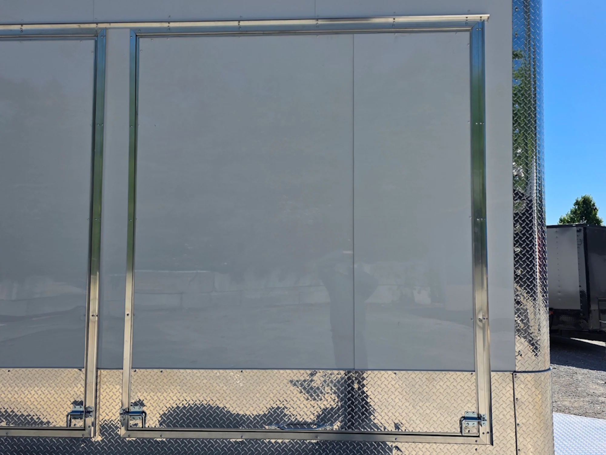 8.5' x 30' Concession Food Event Bar Trailer