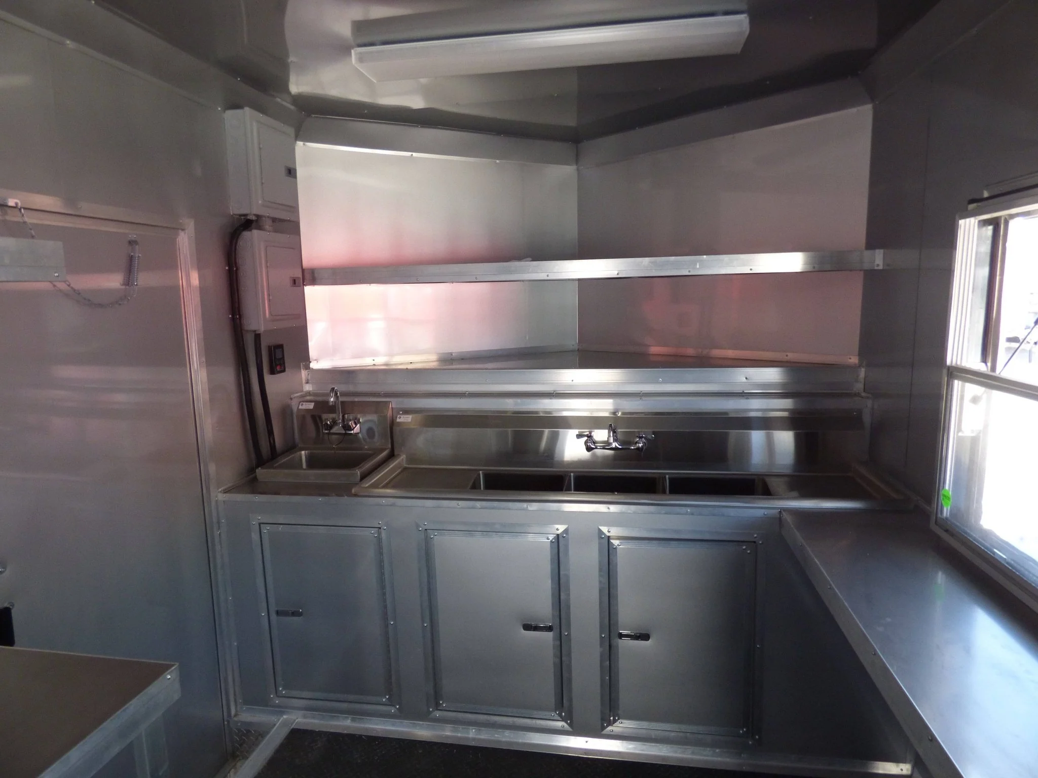 903-8.5-x-30-concession-victory-red-bbq-food-event-catering-trailer-22.webp 8.5' X 30' Concession Victory Red BBQ Food Event Catering Trailer