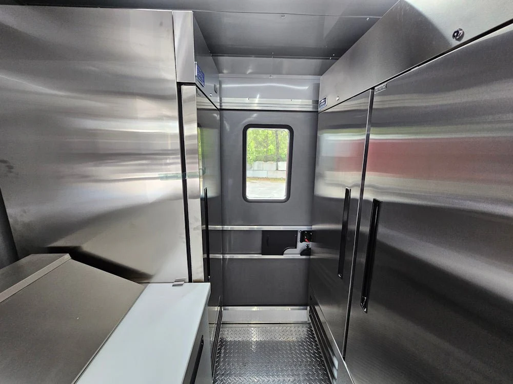 911-8.5-x-30-indigo-blue-concession-trailer-bbq-event-catering-26.webp 8.5' X 30' Indigo Blue Concession Trailer BBQ Event Catering