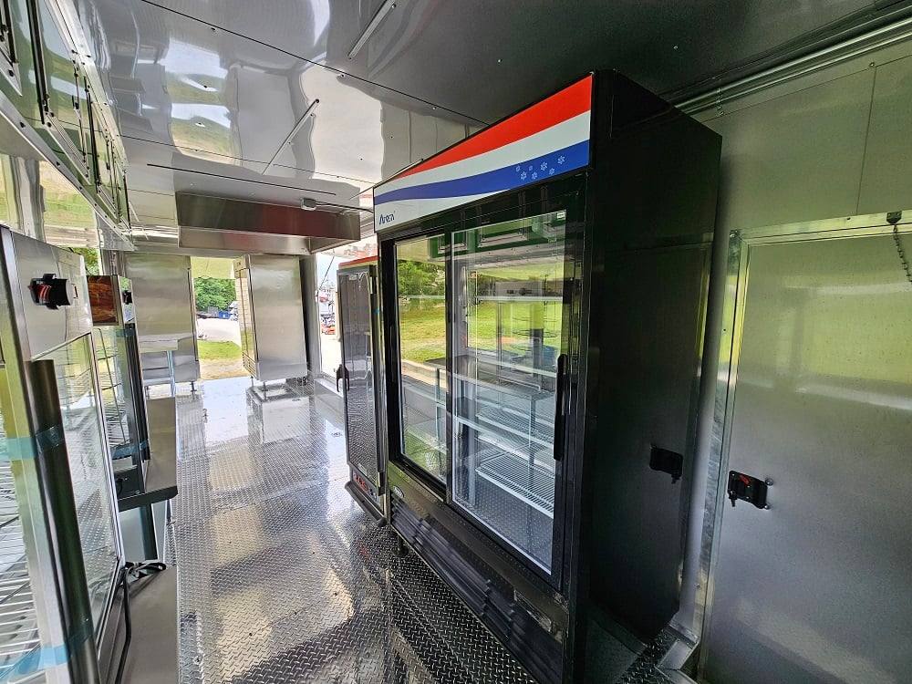 912-8.5-x-30-lime-green-pizza-event-catering-concession-food-trailer-27.jpg 8.5' X 30' Lime Green Pizza Event Catering Concession Food Trailer