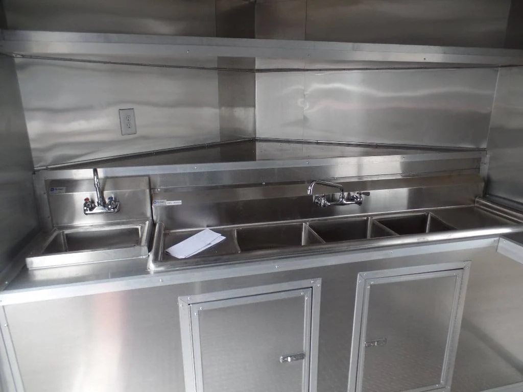 92-8.5-x-16-concession-food-catering-white-trailer-4.webp 8.5' x 16' Concession Food Catering White Trailer