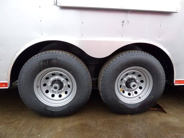 920-8.5-x-30-silver-frost-concession-food-trailer-with-appliances-20.jpg 8.5' x 30' Silver Frost Concession Food Trailer With Appliances