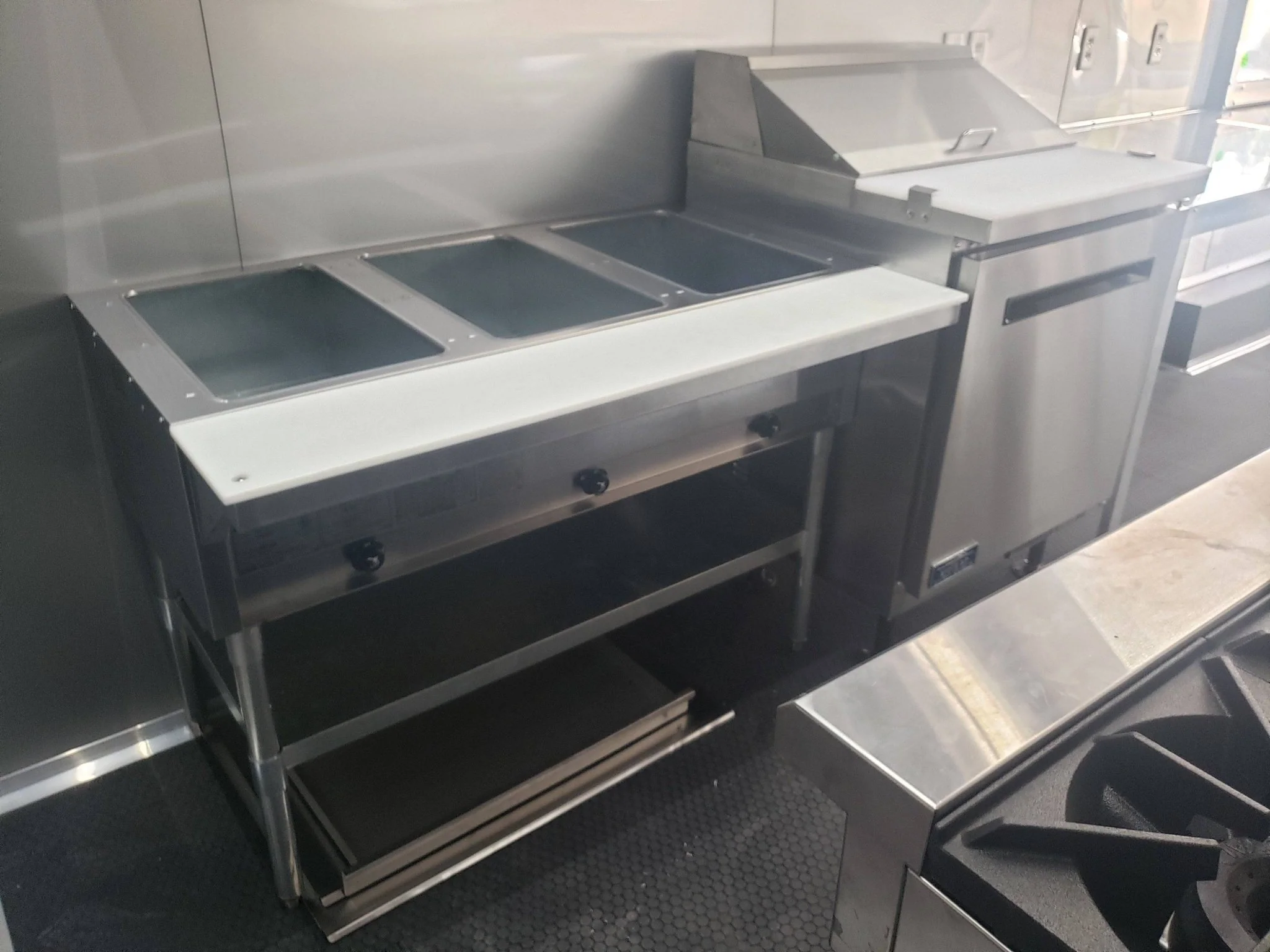 8.5' x 30' White BBQ Porch Concession Food Trailer with Appliances