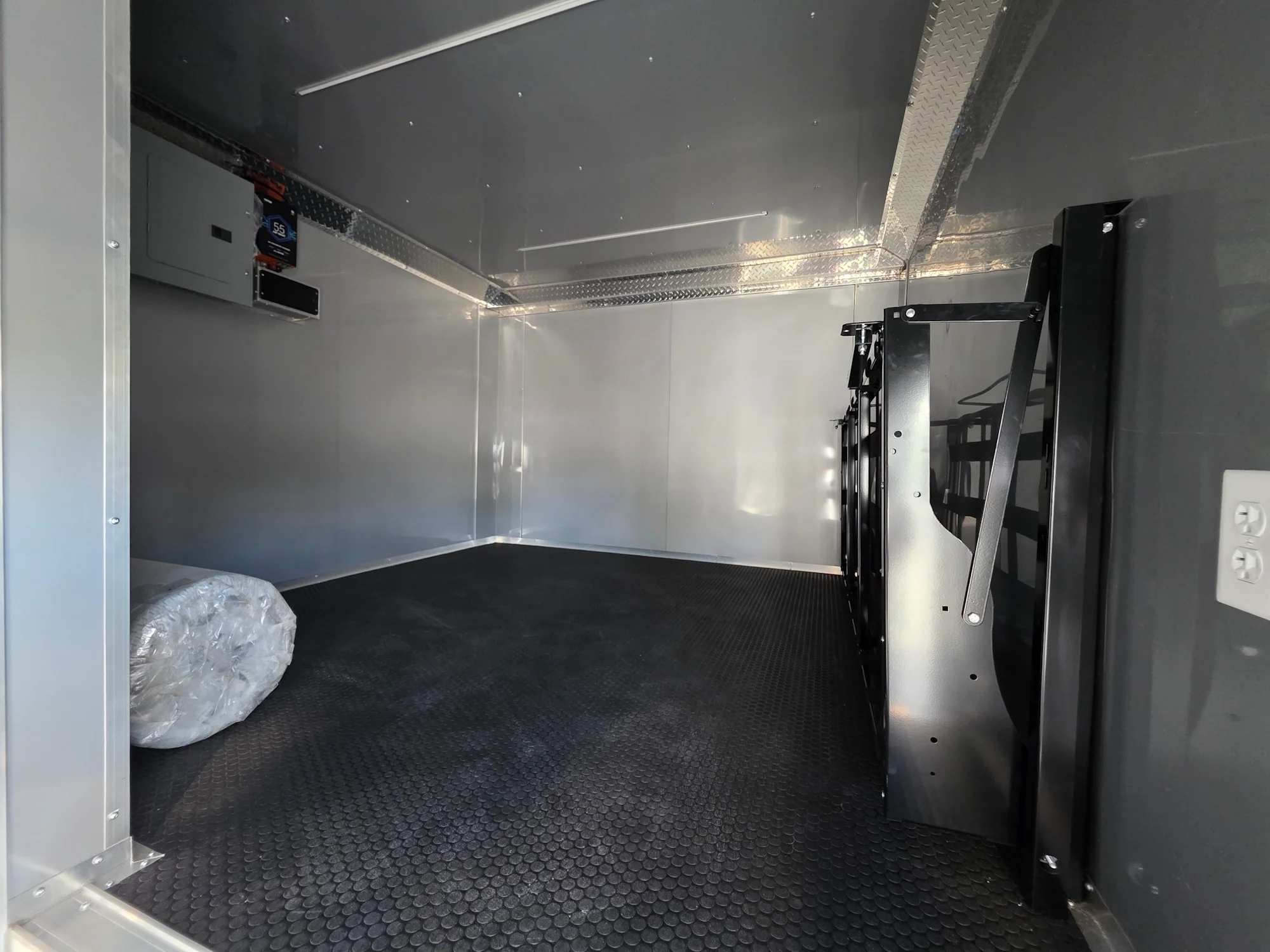 925-8.5-x-30-white-gn-custom-concession-package-11.webp 8.5' X 30' White GN Custom Concession Package