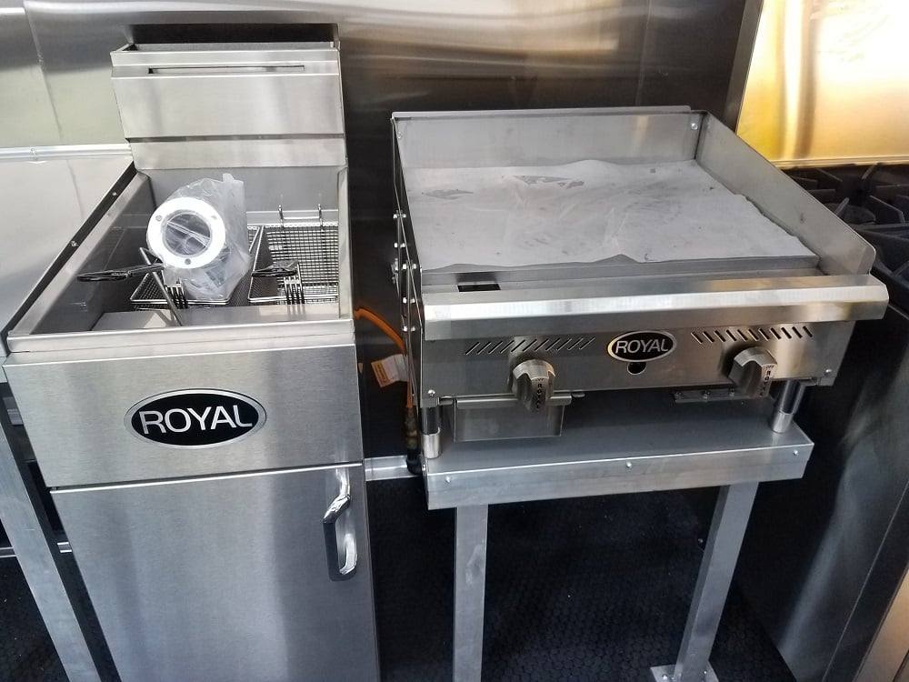 929-8.5-x-32-black-on-black-bbq-porch-concession-food-trailer-with-appliances-16.jpg 8.5' x 32' Black on Black BBQ Porch Concession Food Trailer With Appliances