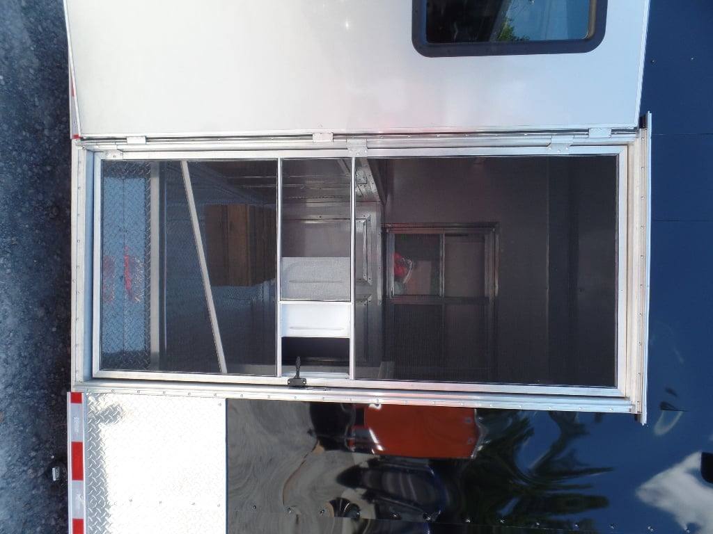 933-8.5-x-32-concession-black-bbq-food-trailer-with-appliances-8.jpg 8.5' x 32' Concession Black BBQ Food Trailer With Appliances