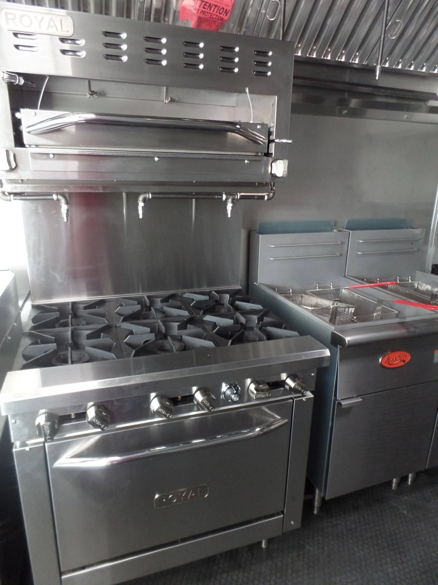 934-8.5-x-32-concession-food-trailer-concession-white-event-catering-20.webp 8.5' x 32' Concession Food Trailer Concession White Event Catering
