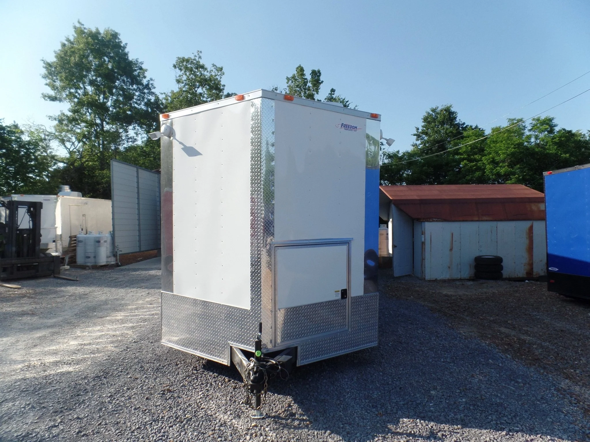 934-8.5-x-32-concession-food-trailer-concession-white-event-catering-51.webp 8.5' x 32' Concession Food Trailer Concession White Event Catering