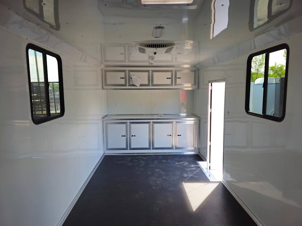 937-8.5-x-32-custom-office-cargo-concession-trailer-20.jpg 8.5' X 32' Custom Office Cargo Concession Trailer