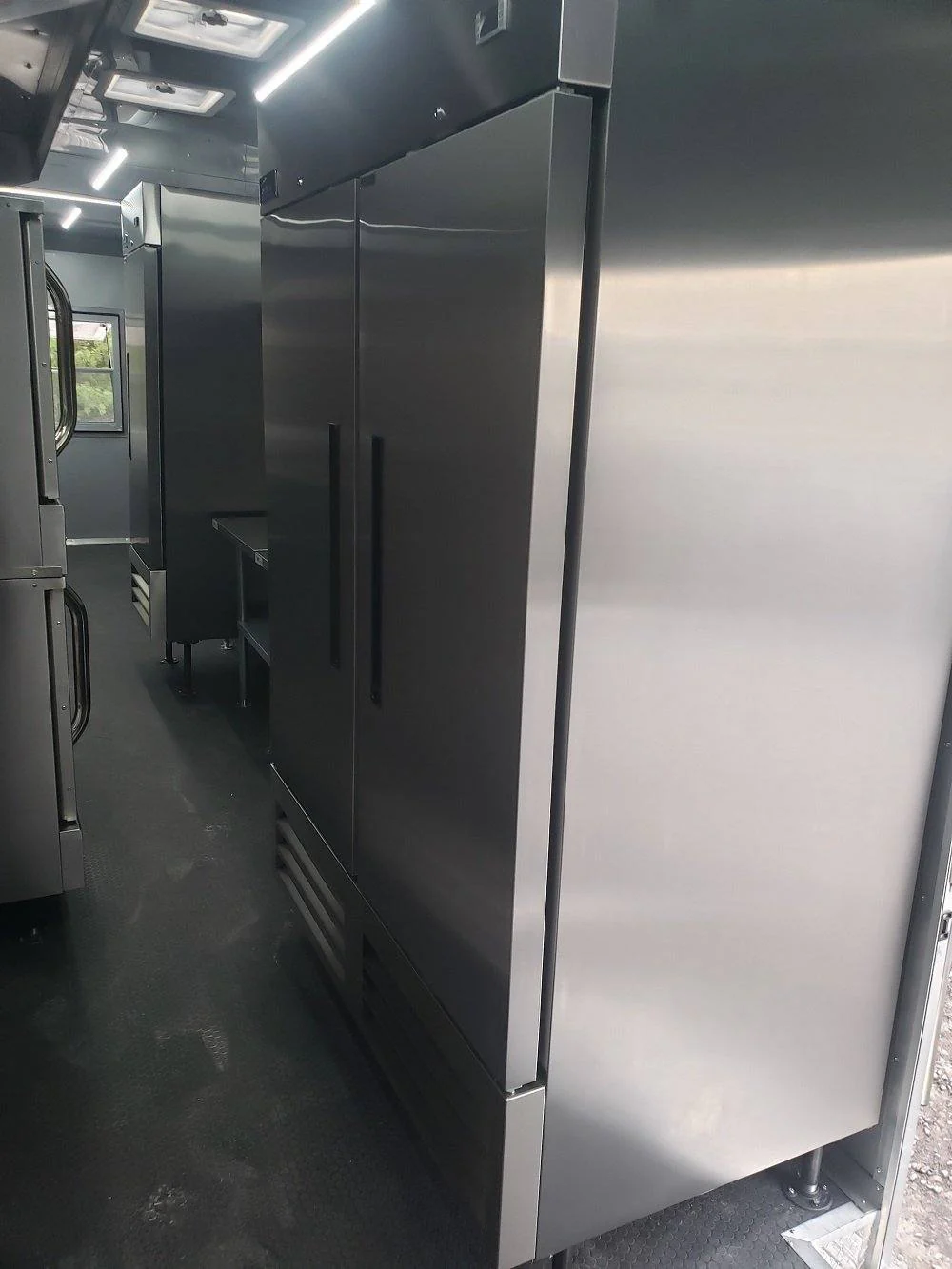 940-8.5-x-32-orange-catering-food-vending-concession-trailer-19.webp 8.5' x 32' Orange Catering Food Vending Concession Trailer