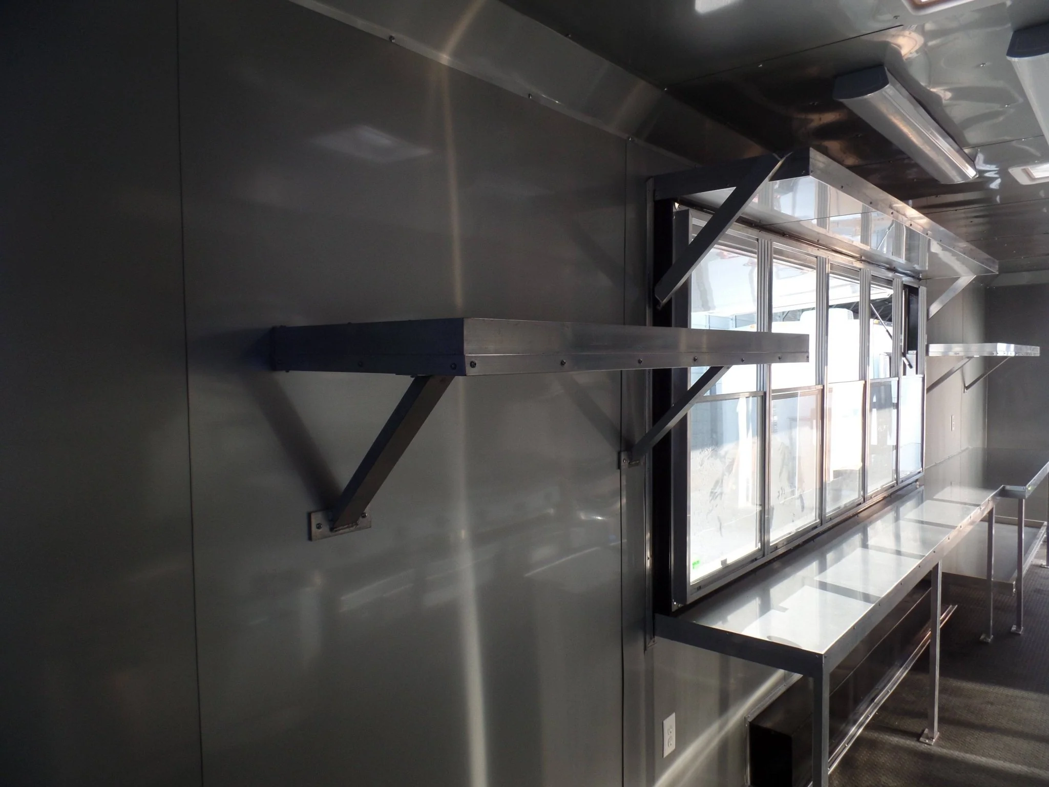 942-8.5-x-32-white-concession-food-trailer-with-appliances-11.webp 8.5' x 32' White Concession Food Trailer With Appliances
