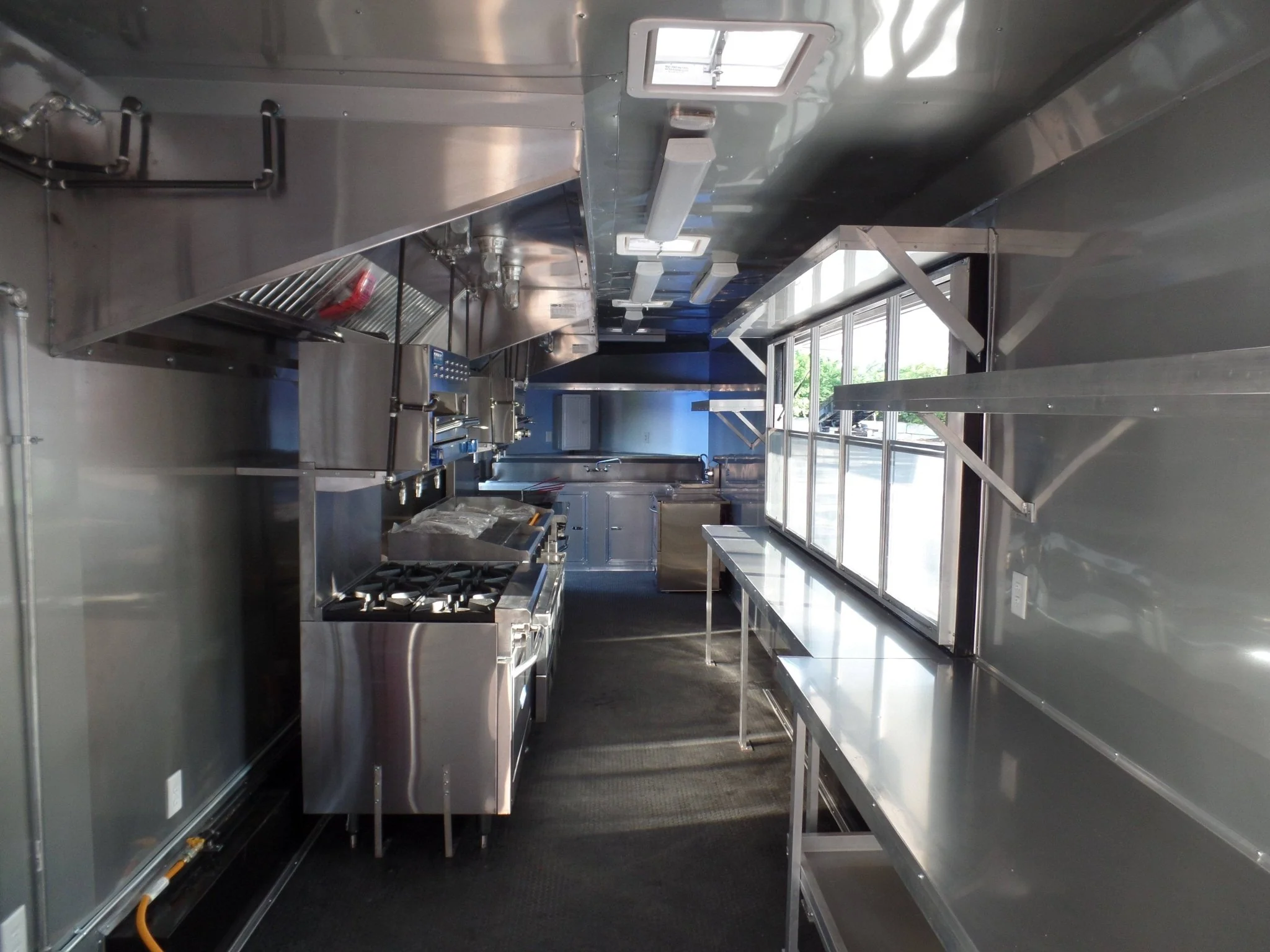 942-8.5-x-32-white-concession-food-trailer-with-appliances-14.webp 8.5' x 32' White Concession Food Trailer With Appliances