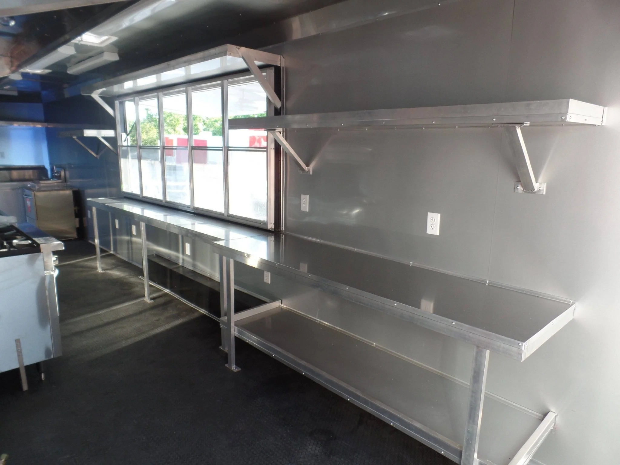 942-8.5-x-32-white-concession-food-trailer-with-appliances-30.webp 8.5' x 32' White Concession Food Trailer With Appliances