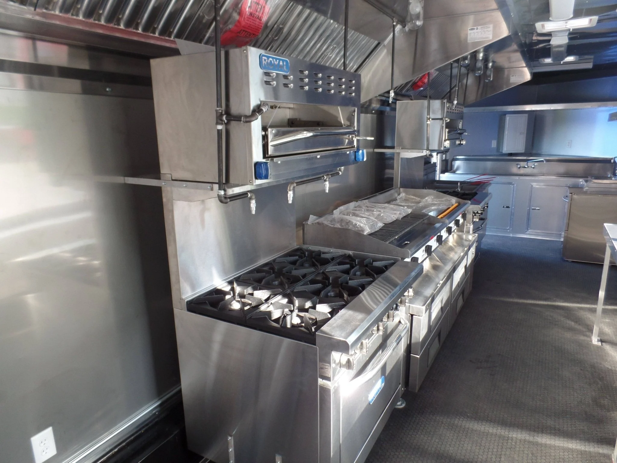 942-8.5-x-32-white-concession-food-trailer-with-appliances-42.webp 8.5' x 32' White Concession Food Trailer With Appliances