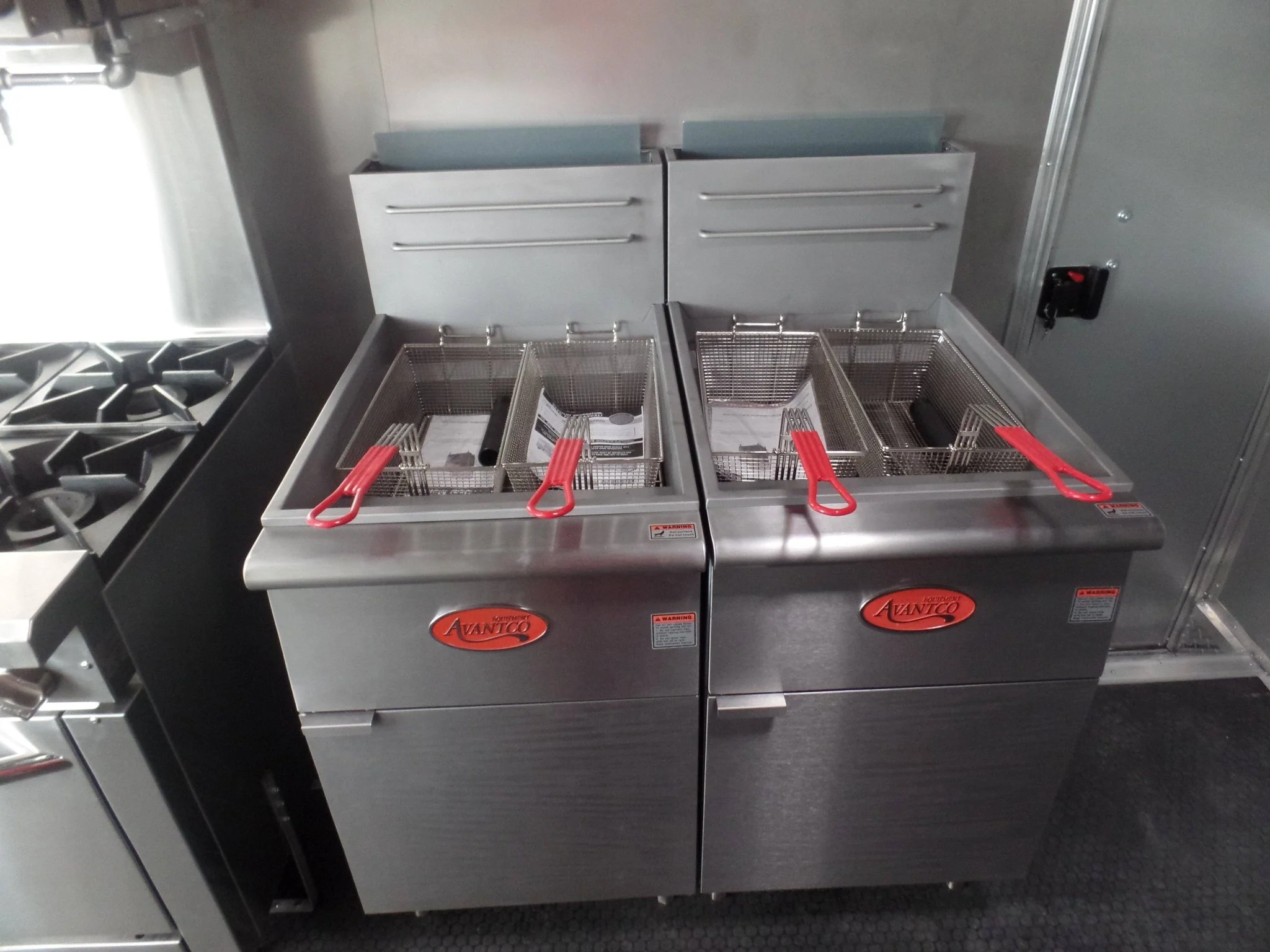 942-8.5-x-32-white-concession-food-trailer-with-appliances-9.webp 8.5' x 32' White Concession Food Trailer With Appliances
