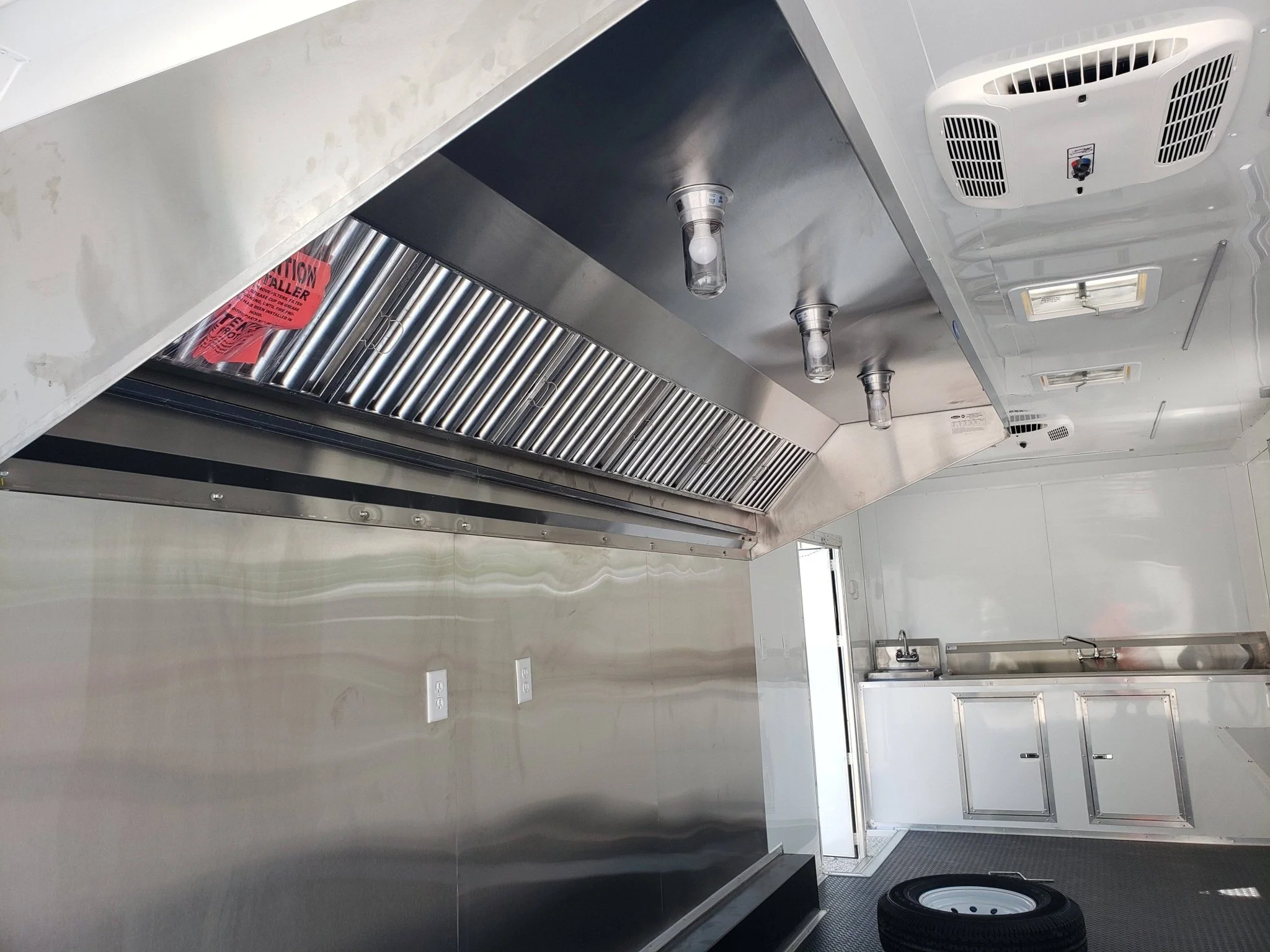 945-8.5-x-32-white-gooseneck-concession-trailer-18.webp 8.5' x 32' White Gooseneck Concession Trailer