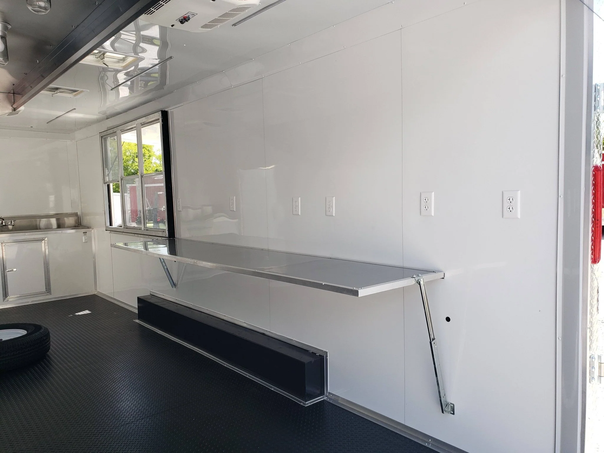 945-8.5-x-32-white-gooseneck-concession-trailer-19.webp 8.5' x 32' White Gooseneck Concession Trailer