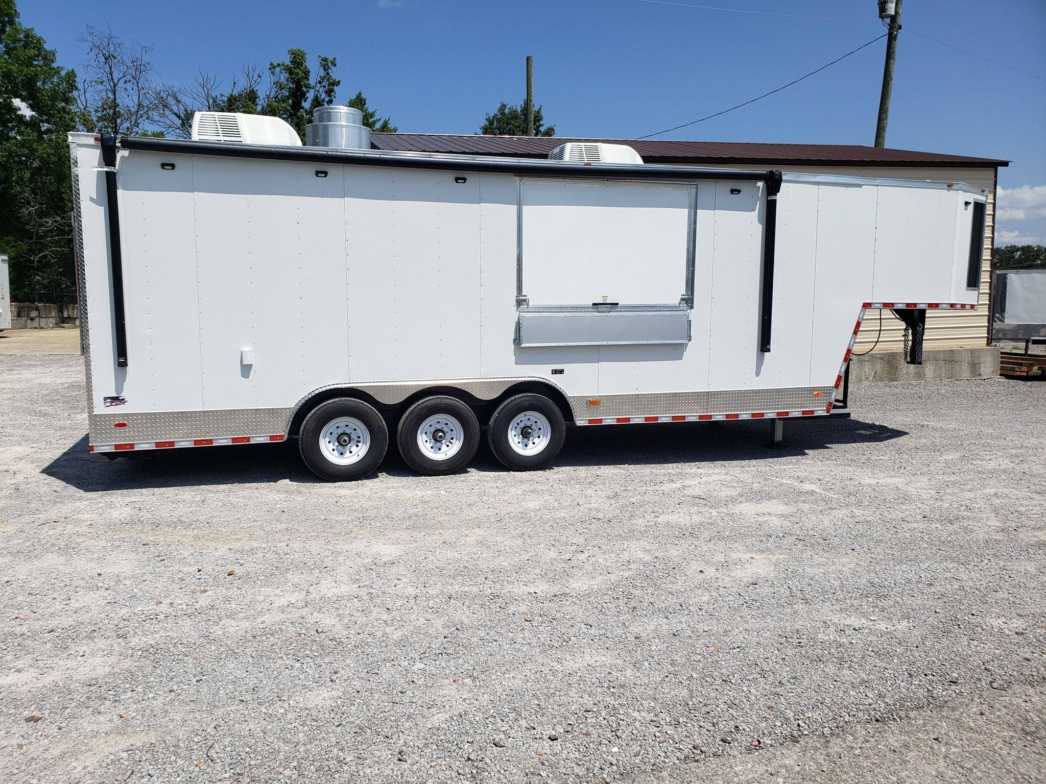 945-8.5-x-32-white-gooseneck-concession-trailer-23.jpg 8.5' x 32' White Gooseneck Concession Trailer