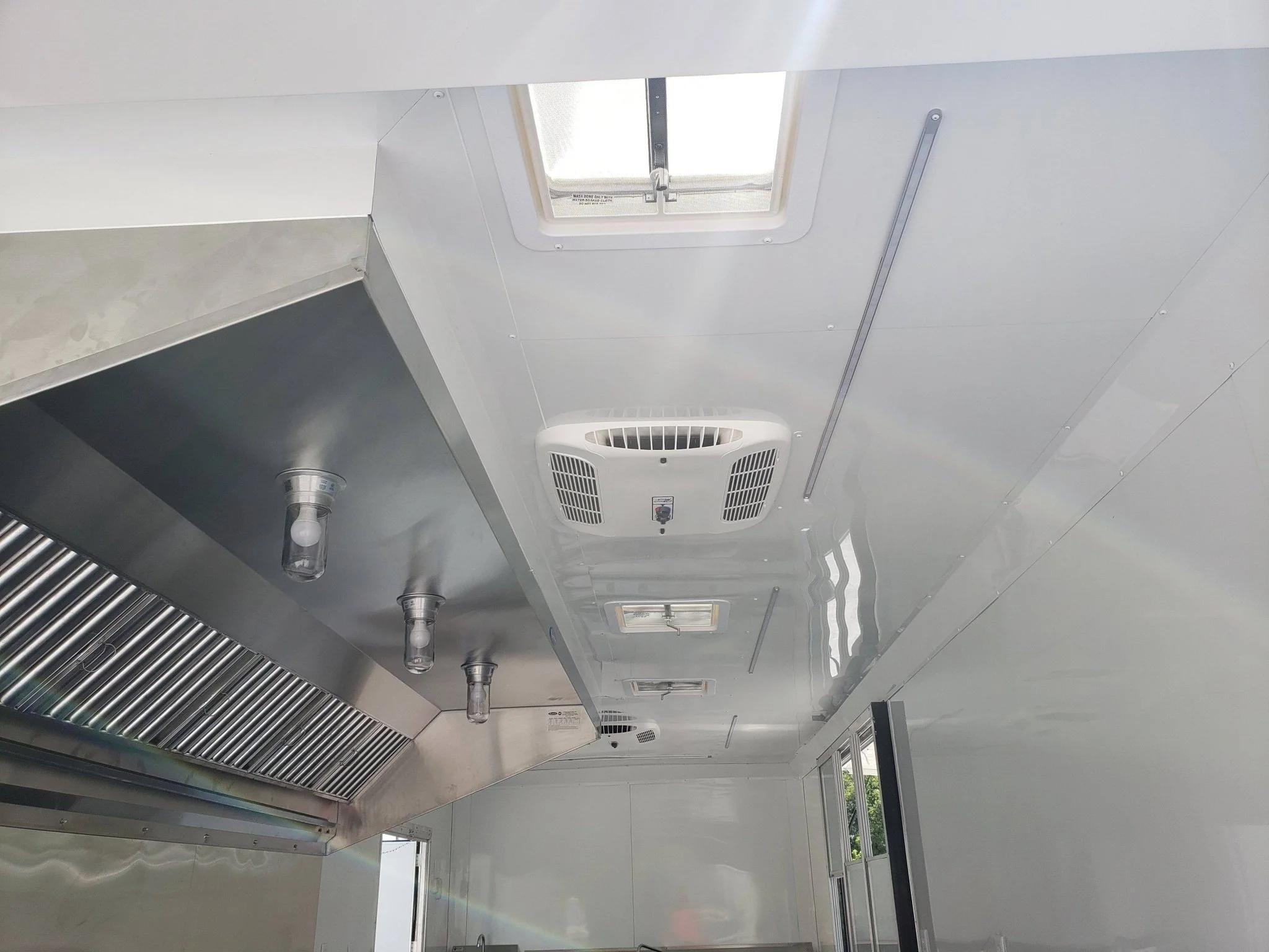 945-8.5-x-32-white-gooseneck-concession-trailer-6.webp 8.5' x 32' White Gooseneck Concession Trailer