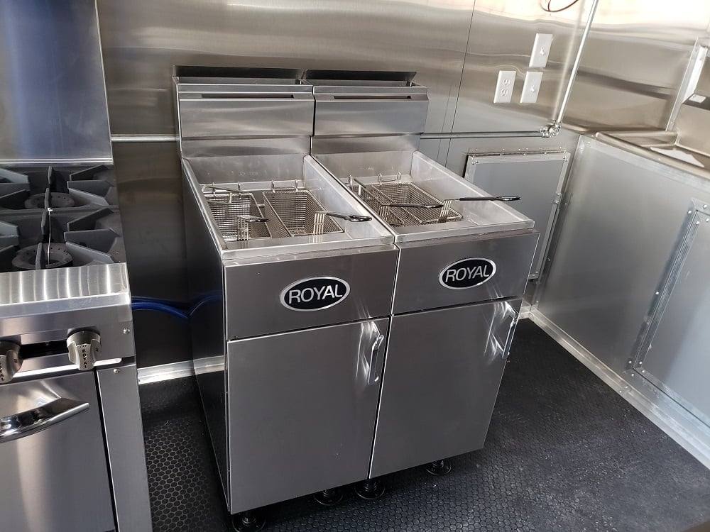 947-8.5-x-32-white-vending-concession-food-trailer-with-appliances-23.jpg 8.5' x 32' White Vending Concession Food Trailer With Appliances