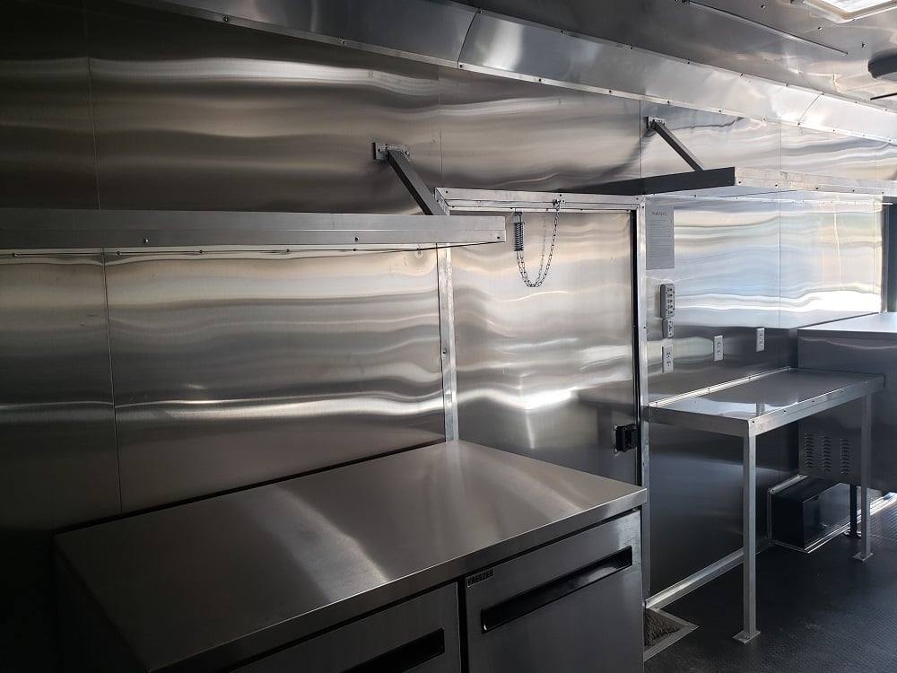 947-8.5-x-32-white-vending-concession-food-trailer-with-appliances-38.jpg 8.5' x 32' White Vending Concession Food Trailer With Appliances