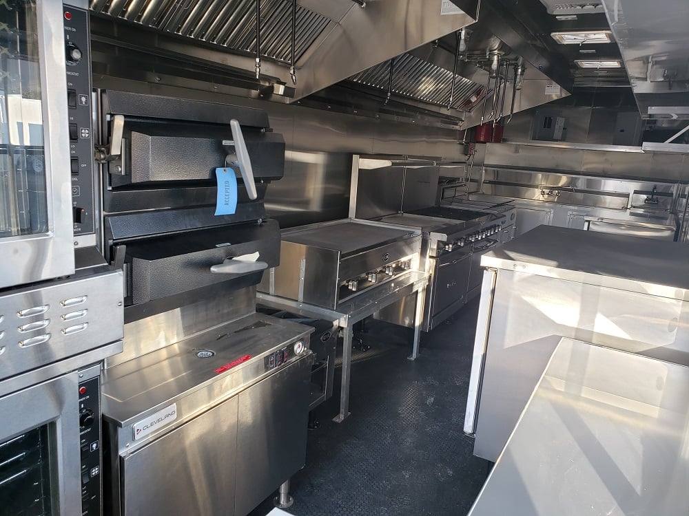 947-8.5-x-32-white-vending-concession-food-trailer-with-appliances-49.jpg 8.5' x 32' White Vending Concession Food Trailer With Appliances