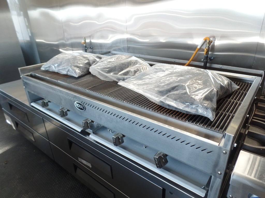 950-8.5-x-34-black-goose-neck-concession-food-trailer-with-appliances-23.jpg 8.5' x 34' Black Goose Neck Concession Food Trailer With Appliances