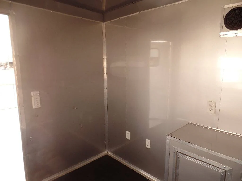 952-8.5-x-34-goose-neck-white-bbq-concession-food-trailer-17.webp 8.5' x 34' Goose-neck White BBQ Concession Food Trailer