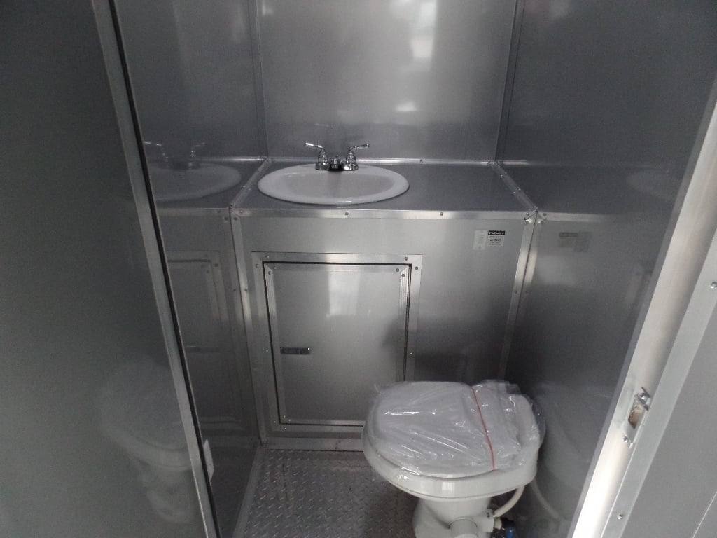 964-8.5-x-40-concession-food-gooseneck-trailer-4.jpg 8.5' x 40' Concession Food Gooseneck Trailer