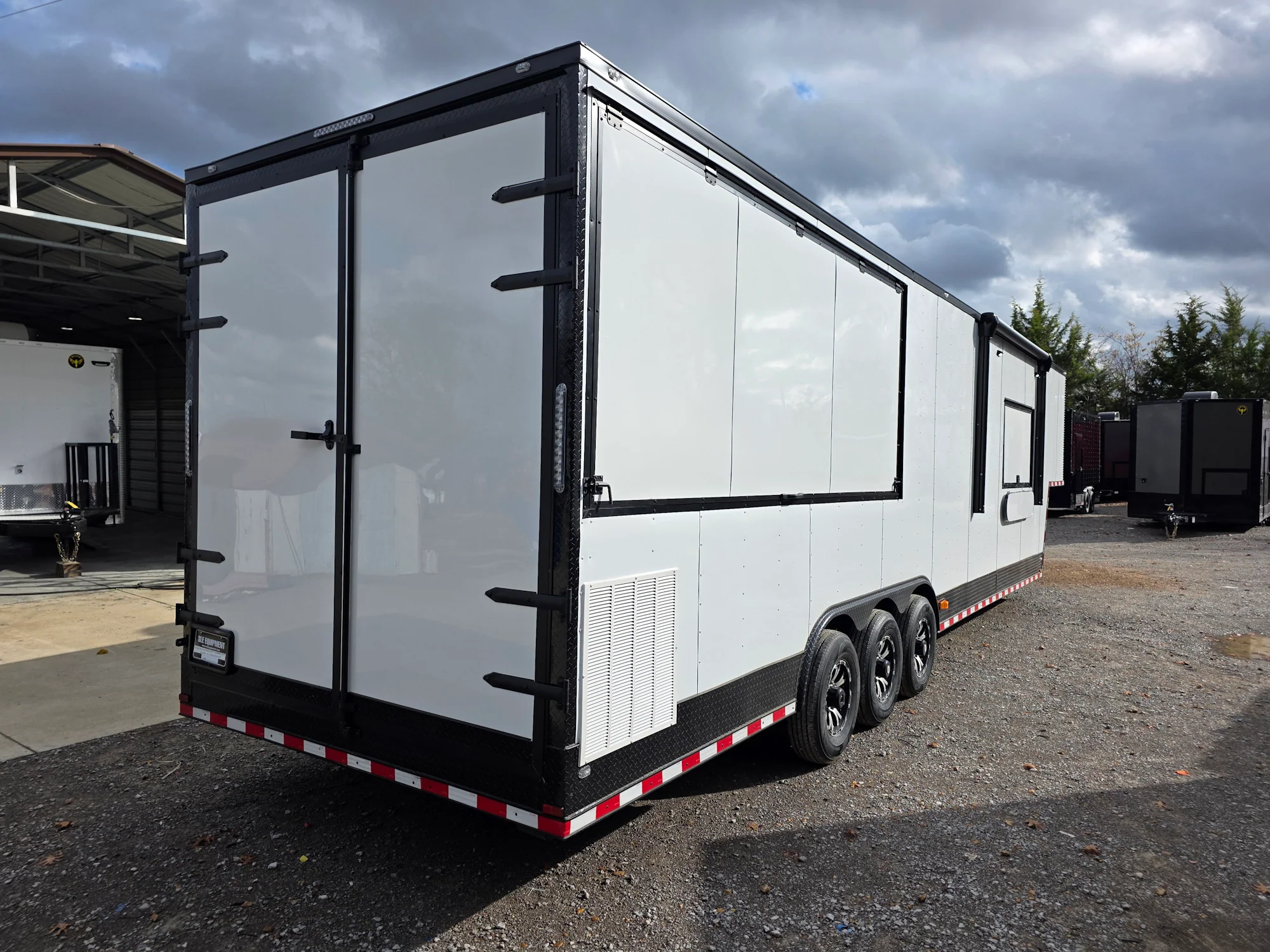 967-8.5-x-40-gooseneck-white-with-blackout-concession-trailer-food-event-catering-10.webp 8.5' X 40' Gooseneck White With Blackout Concession Trailer Food Event Catering