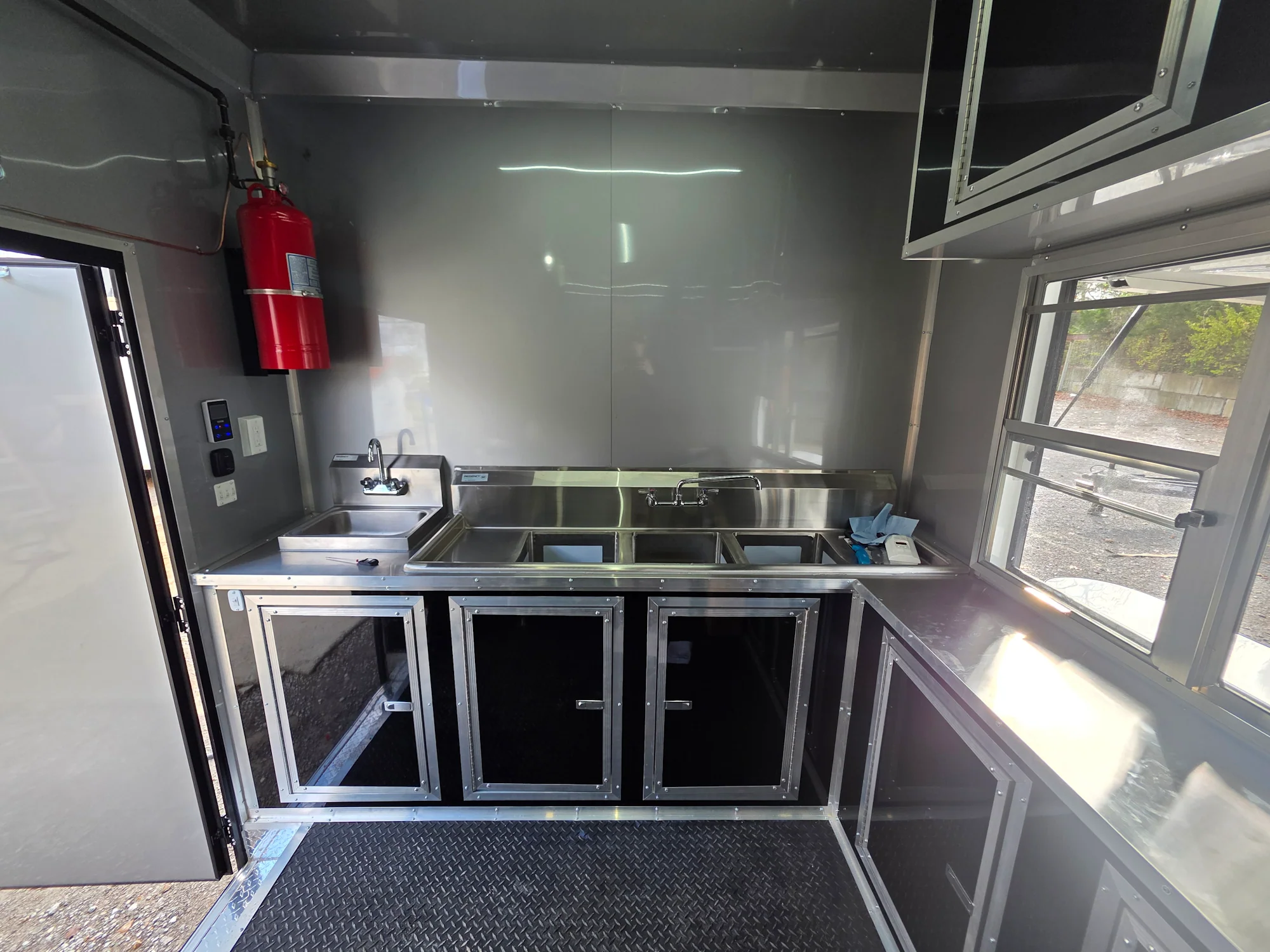 967-8.5-x-40-gooseneck-white-with-blackout-concession-trailer-food-event-catering-11.webp 8.5' X 40' Gooseneck White With Blackout Concession Trailer Food Event Catering