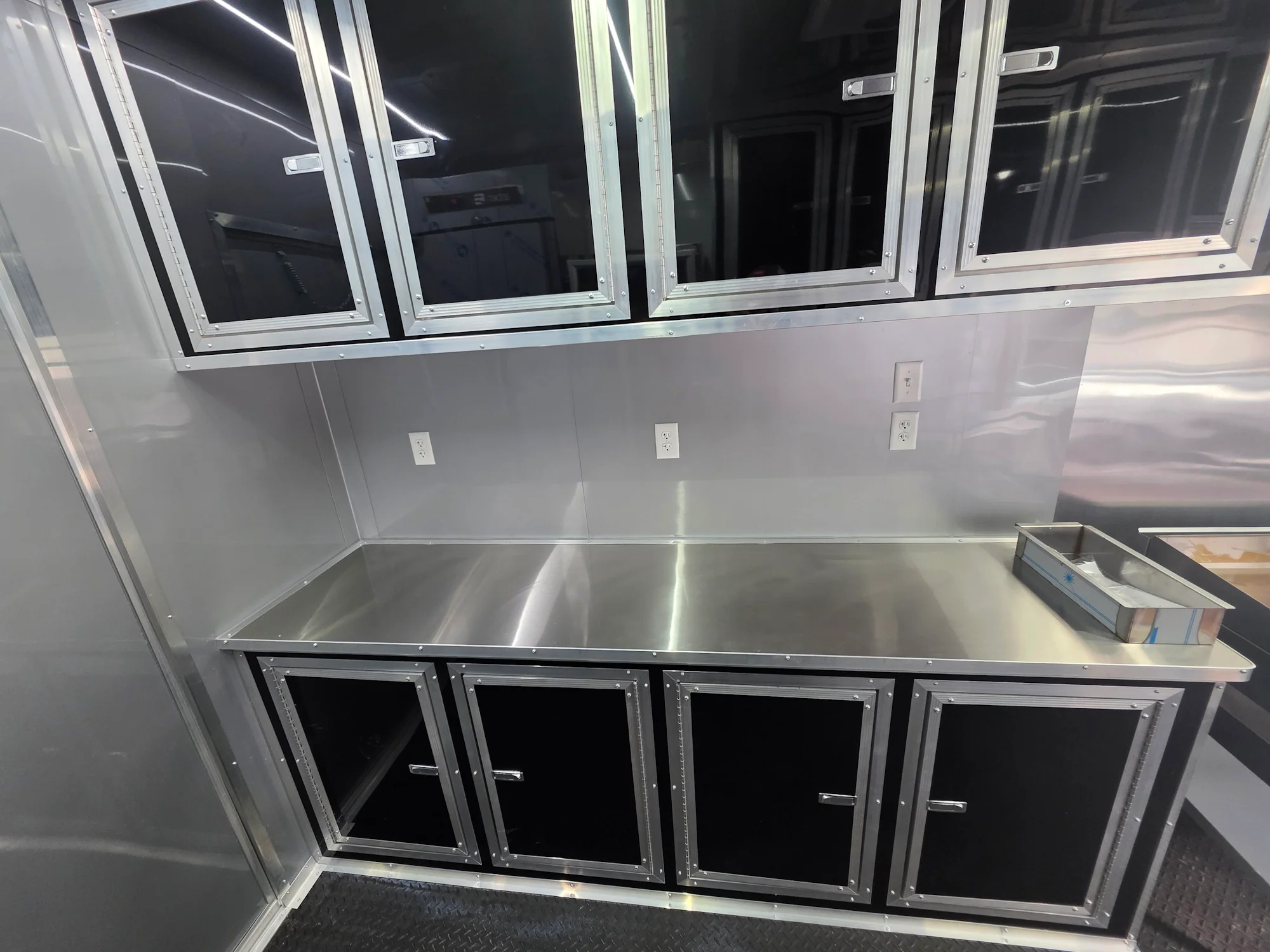967-8.5-x-40-gooseneck-white-with-blackout-concession-trailer-food-event-catering-16.webp 8.5' X 40' Gooseneck White With Blackout Concession Trailer Food Event Catering