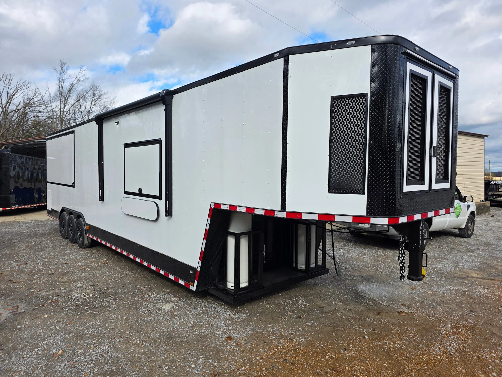 967-8.5-x-40-gooseneck-white-with-blackout-concession-trailer-food-event-catering-2.webp 8.5' X 40' Gooseneck White With Blackout Concession Trailer Food Event Catering