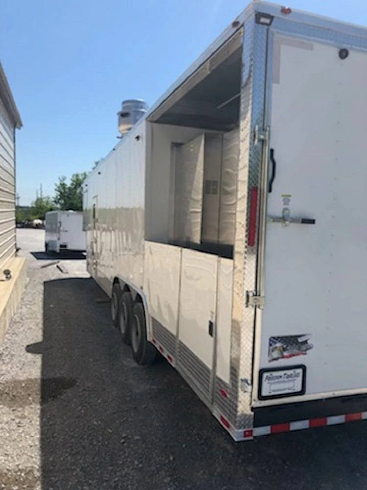 971-8.5-x-40-white-bbq-gooseneck-concession-food-trailer-9.webp 8.5' x 40' White BBQ Gooseneck Concession Food Trailer