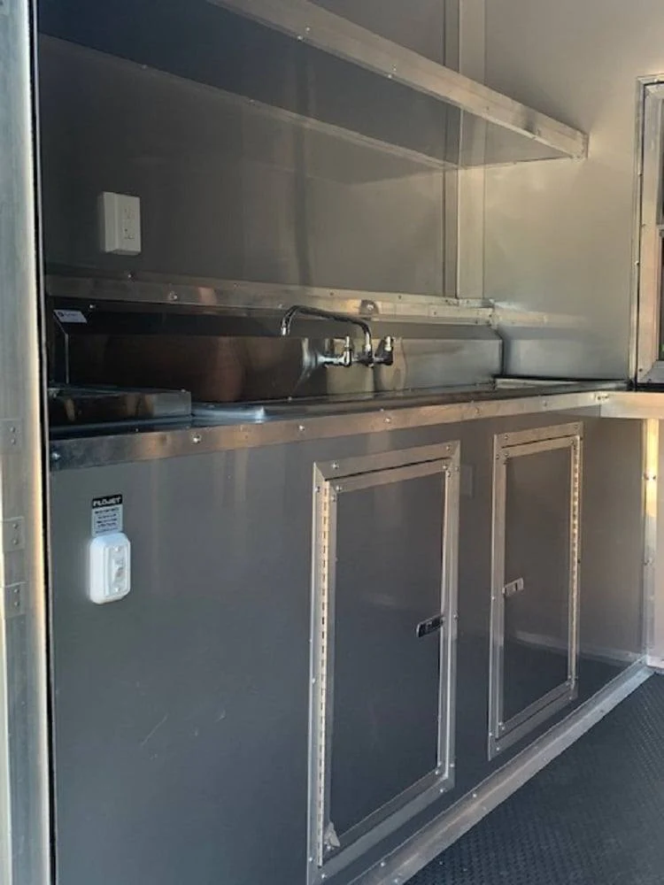 972-8.5-x-40-white-bbq-gooseneck-concession-food-trailer-with-appliances-24.webp 8.5' x 40' White BBQ Gooseneck Concession Food Trailer with Appliances