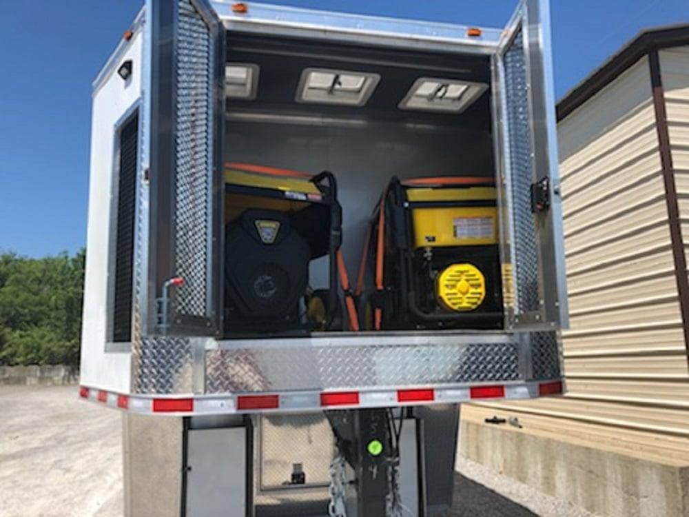 972-8.5-x-40-white-bbq-gooseneck-concession-food-trailer-with-appliances-4.jpg 8.5' x 40' White BBQ Gooseneck Concession Food Trailer with Appliances