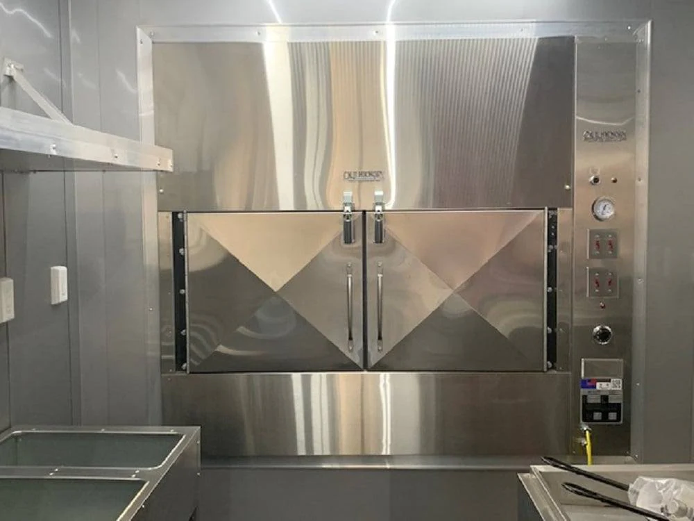 972-8.5-x-40-white-bbq-gooseneck-concession-food-trailer-with-appliances-9.webp 8.5' x 40' White BBQ Gooseneck Concession Food Trailer with Appliances