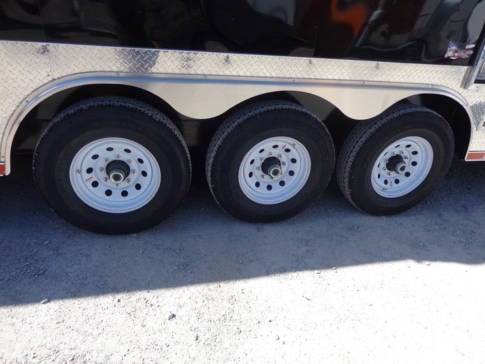 978-8.5-x-43-gooseneck-concession-bbq-event-food-trailer-5.jpg 8.5' x 43' Gooseneck Concession BBQ Event Food Trailer