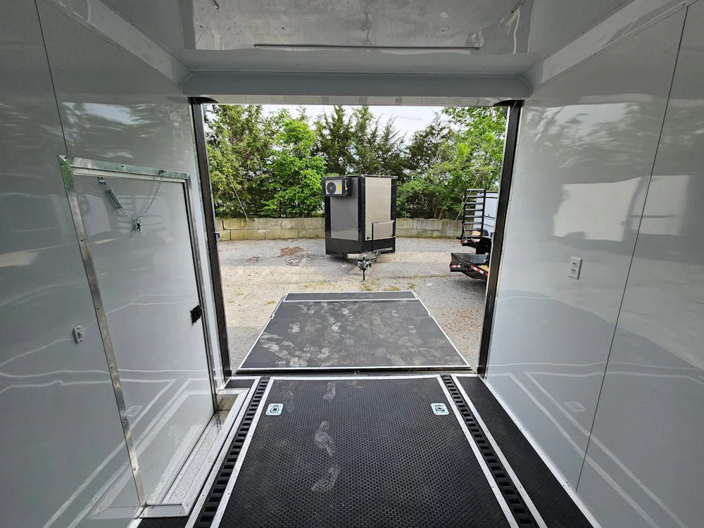 980-8.5-x-44-gooseneck-custom-event-stage-trailer-17.webp 8.5' X 44' Gooseneck Custom Event Stage Trailer