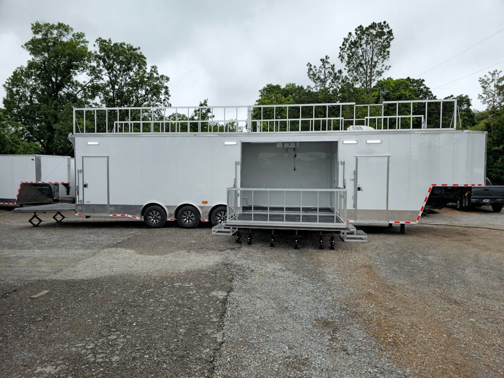 980-8.5-x-44-gooseneck-custom-event-stage-trailer-25.jpg 8.5' X 44' Gooseneck Custom Event Stage Trailer