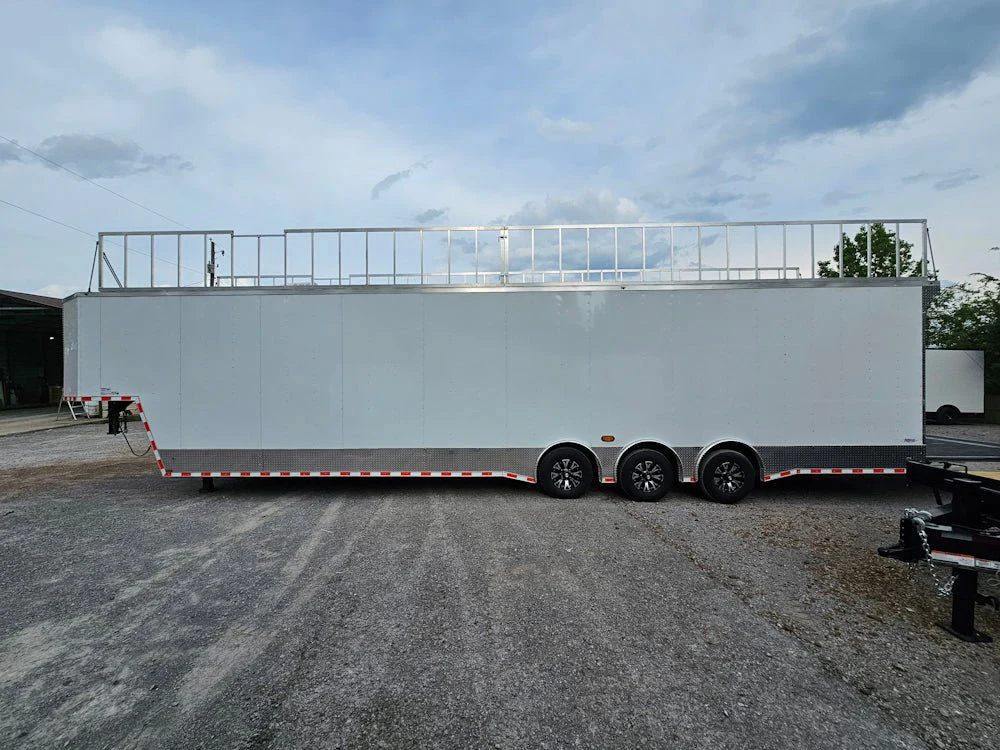 980-8.5-x-44-gooseneck-custom-event-stage-trailer-4.webp 8.5' X 44' Gooseneck Custom Event Stage Trailer