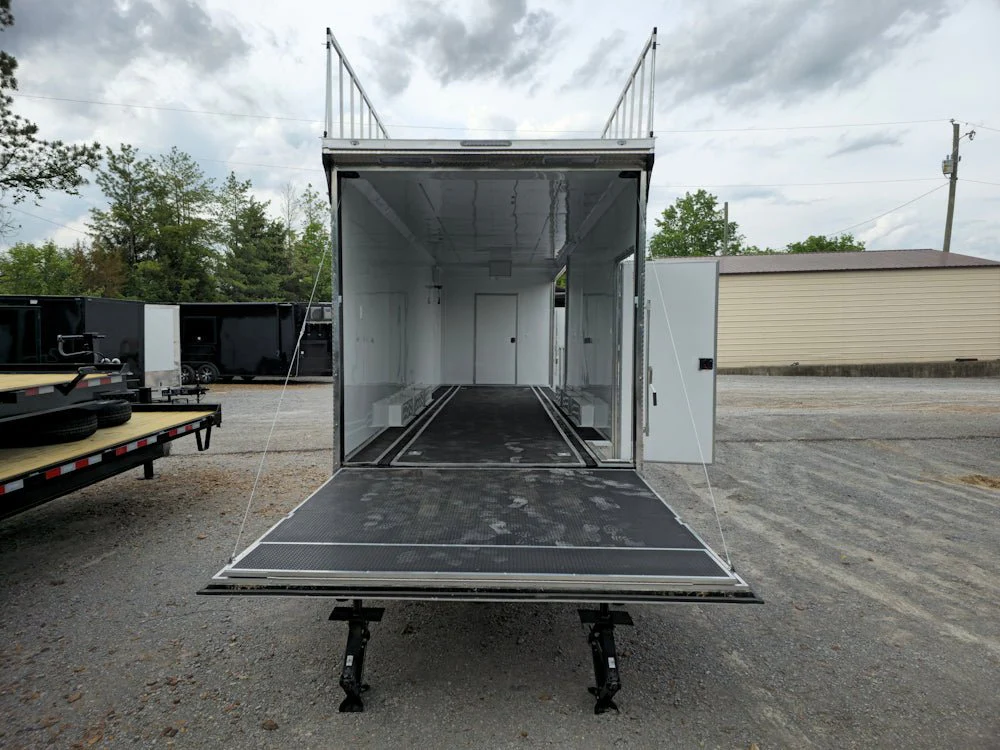 980-8.5-x-44-gooseneck-custom-event-stage-trailer-6.webp 8.5' X 44' Gooseneck Custom Event Stage Trailer